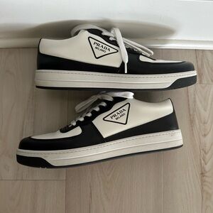 Prada Sneakers 👟